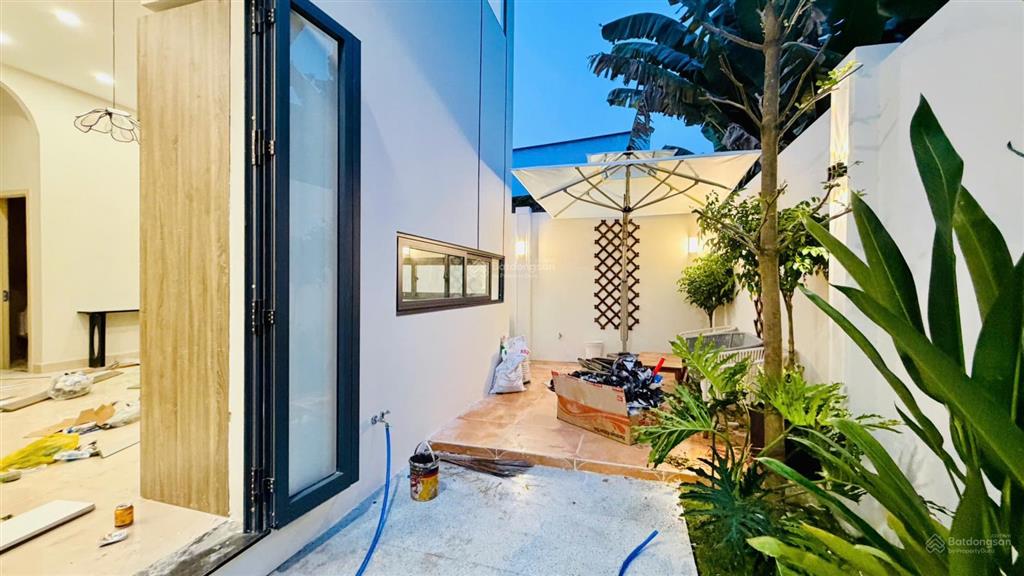 Chính chủ biệt thự luxury ngang 10m  đẳng cấp ngay xuân thới sơn, hóc môn