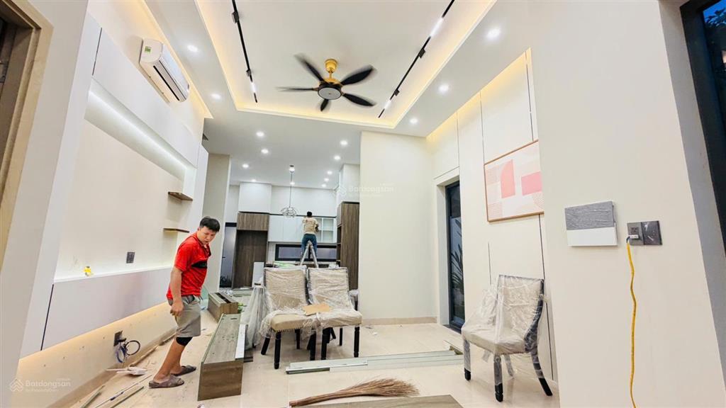 Chính chủ biệt thự luxury ngang 10m  đẳng cấp ngay xuân thới sơn, hóc môn