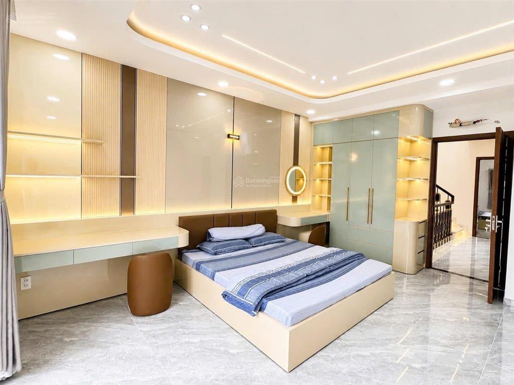 Bán nhà phố siêu phẩm hiện đại bậc nhất bà điểm hóc môn