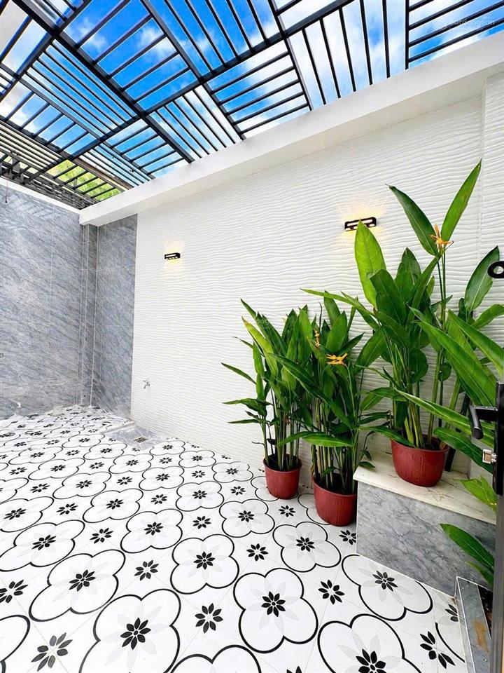 Bán nhà phố siêu phẩm hiện đại bậc nhất bà điểm hóc môn