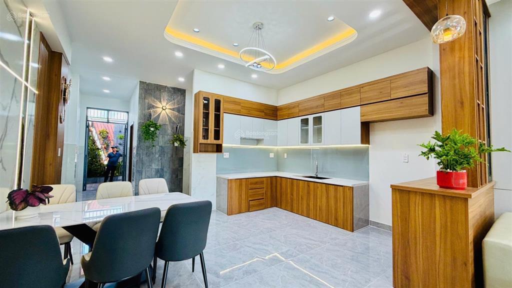 Bán siêu phẩm đẹp quên lối về đường ô tô, full nội thất chỉ nhỉnh 3 tỷ