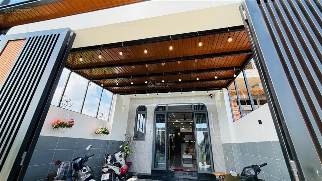 Bán siêu phẩm đẹp quên lối về đường ô tô, full nội thất chỉ nhỉnh 3 tỷ