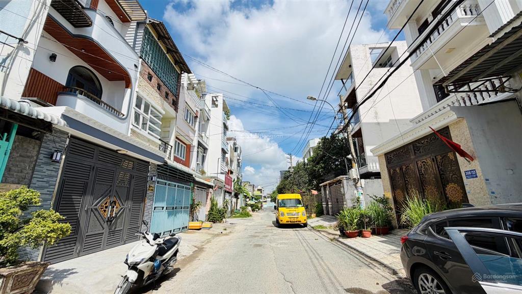 Cần bán nhanh nhà mới, vị trí đẹp 50m ra lê thị hà, tặng full nội thất
