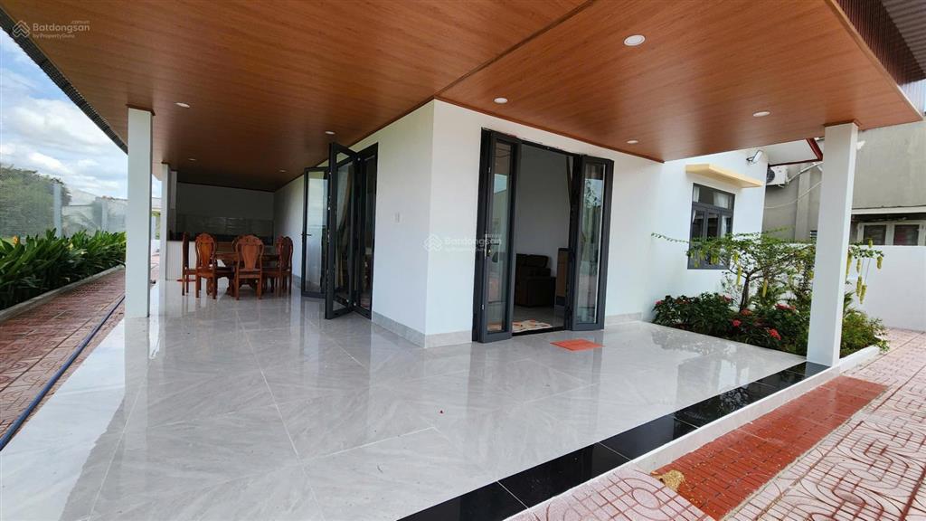 Bán căn nhà vườn nghỉ dưỡng mới tinh ngang 15m x dài 45m rộng thoáng