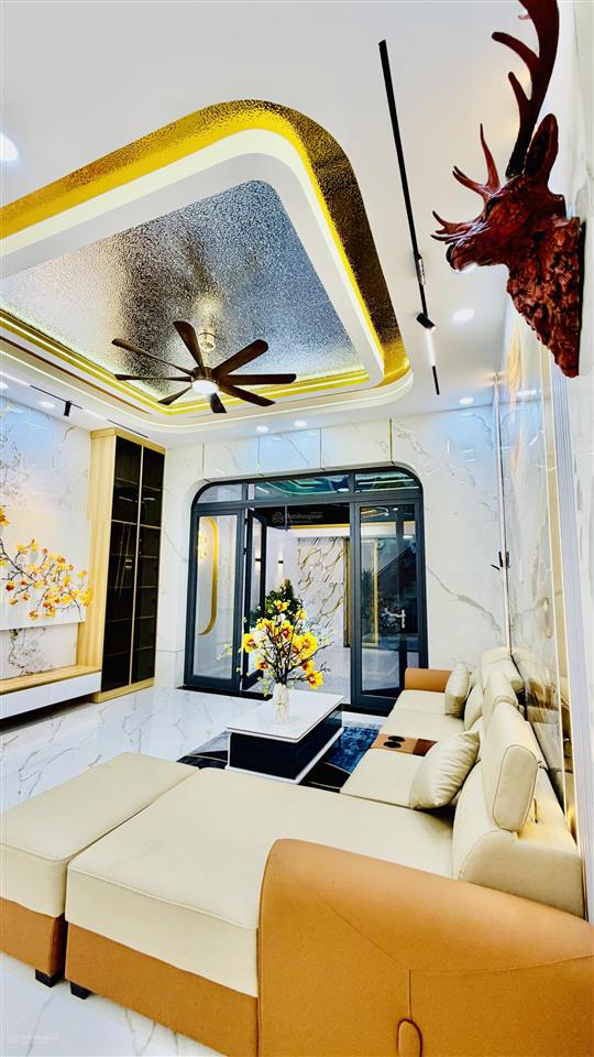Chủ cần bán nhanh căn nhà đẹp khu vực chợ nông sản hóc môn 5x23m xinh xắn