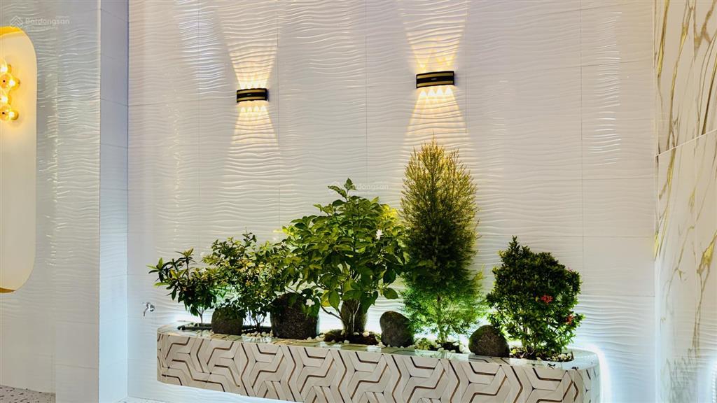 Chủ cần bán nhanh căn nhà đẹp khu vực chợ nông sản hóc môn 5x23m xinh xắn