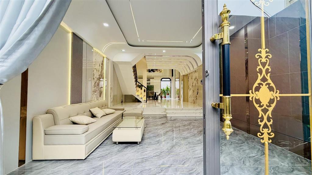 Siêu phẩm mới xây 5x19m gần chợ đầu mối hóc môn