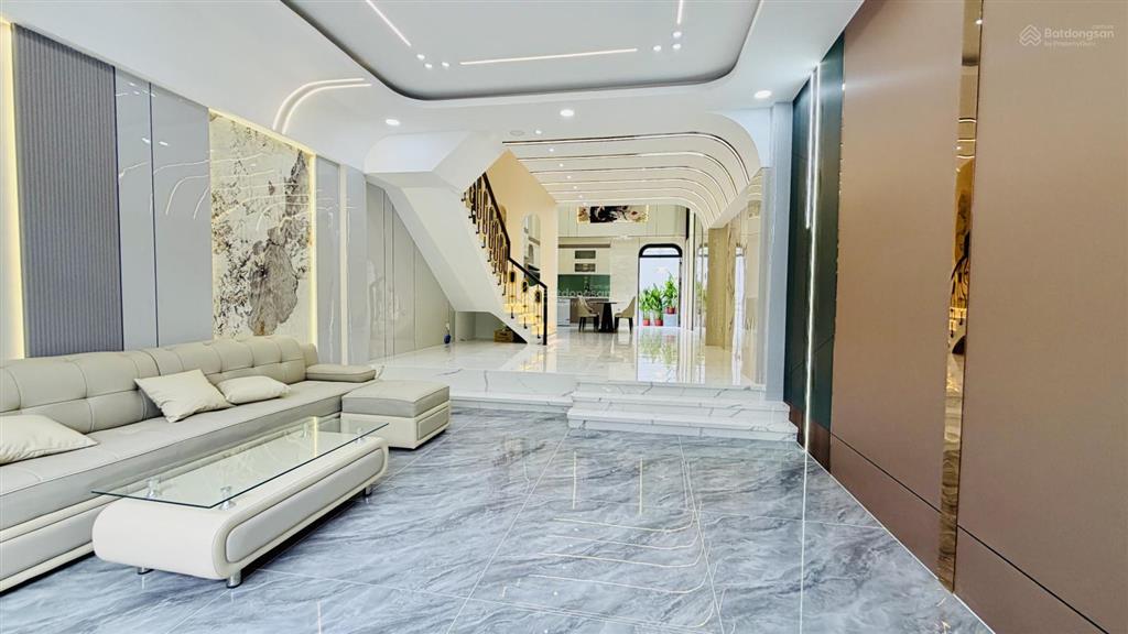 Siêu phẩm mới xây 5x19m gần chợ đầu mối hóc môn