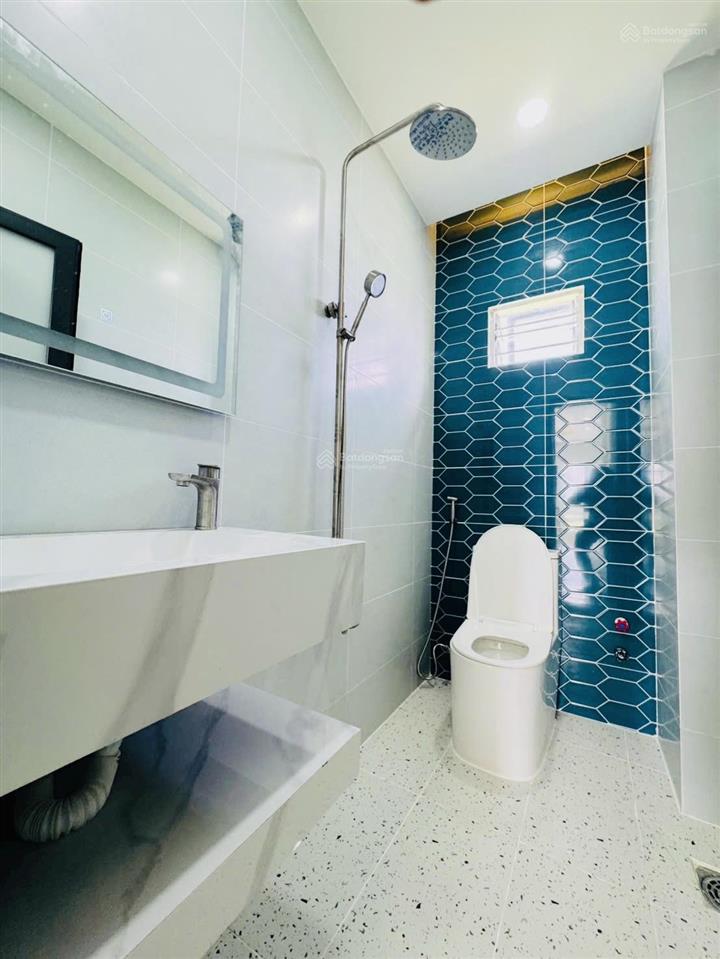 Bán nhà xã bà điểm 5x24m mới xây đường nhựa 12m gần chợ và công an xã bà điểm đường phan văn hớn