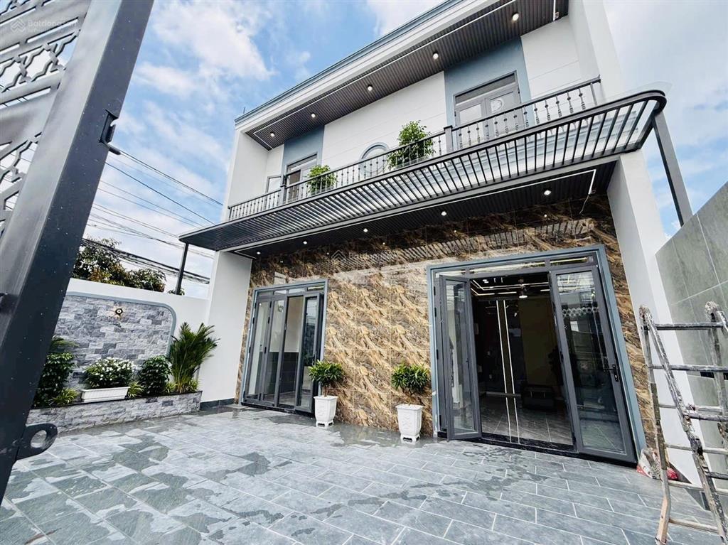 Vila mini sân vườn góc 2 mặt tiền ngang 9m