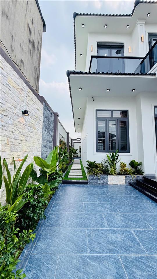 Biệt thự mini 1 lầu mái ngói nhật hiện đại, 8 x 19m full nội thất, sân vườn chill