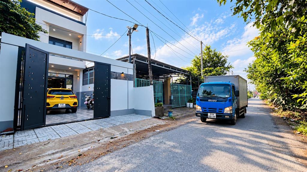 Bán nhà riêng 5x37m chính chủ mặt tiền đường nhựa thông tiện kinh doanh buôn bán