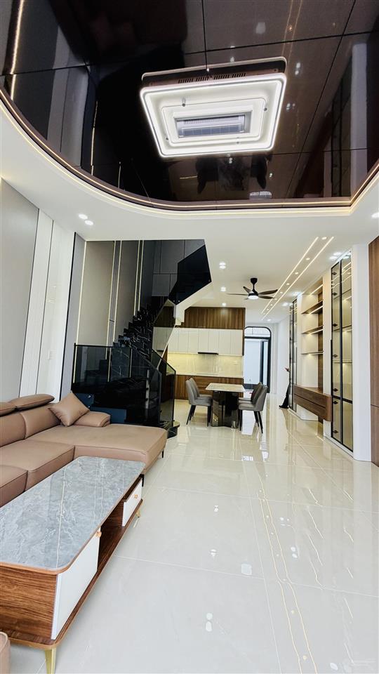 Chính chủ kẹt tiền gấp bán nhà hóc môn gần chợ đại hải 5x20m đẹp hiện đại vào ở ngay