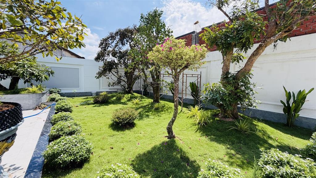 Chính chủ kẹt tiền bán biệt thự sân vườn mái nhật 650m2 thoáng mát ở nghỉ dưỡng đầu tư