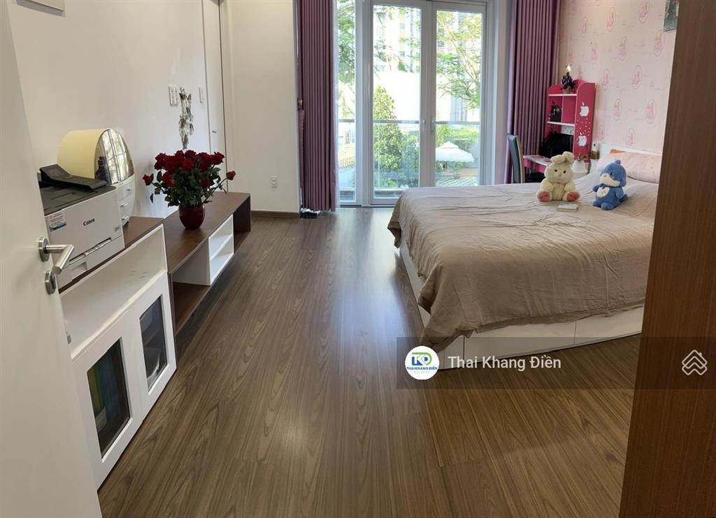 Chính chủ gửi bán độc quyền căn góc 155.1m2 full nội thất cao cấp. còn lại căn duy nhất đang bán