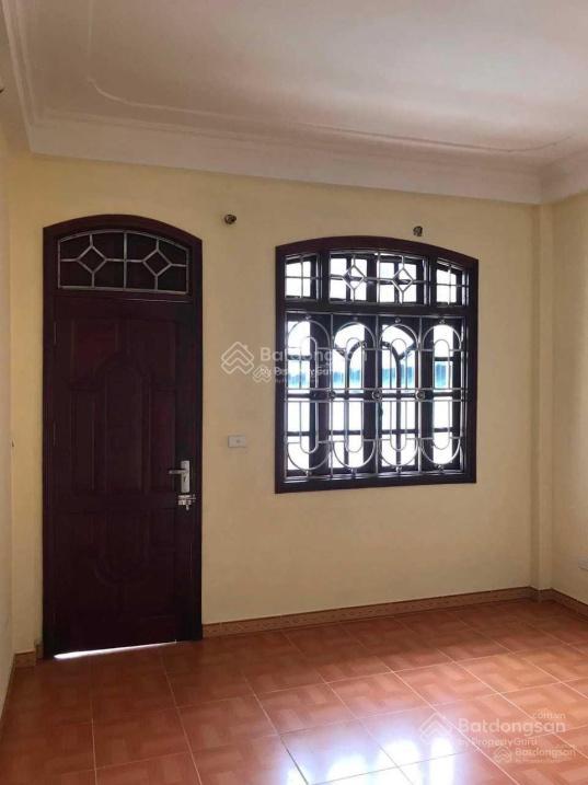 Vp 80m2 tòa nhà mặt phố ngô gia tự chỉ 5tr