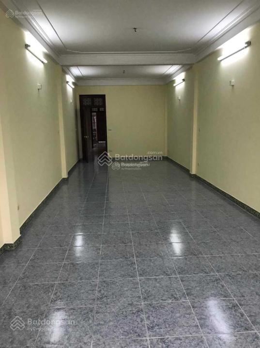 Vp 80m2 tòa nhà mặt phố ngô gia tự chỉ 5tr