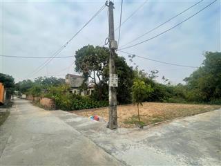 Chính chủ cần tiền gửi bán lô góc tại phú lâu, trung chính, đường thông, giá cực tốt!!!