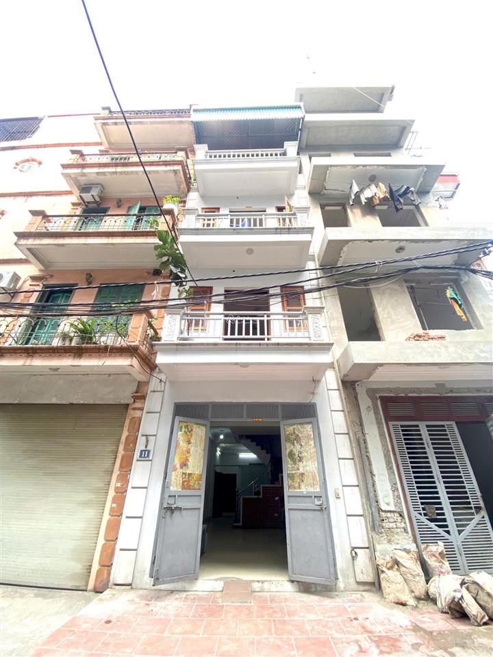 Bán nhà đền lừ, hoàng mai, diện tích 55m 4 tầng, giá 24 tỷ.  0989 604 ***