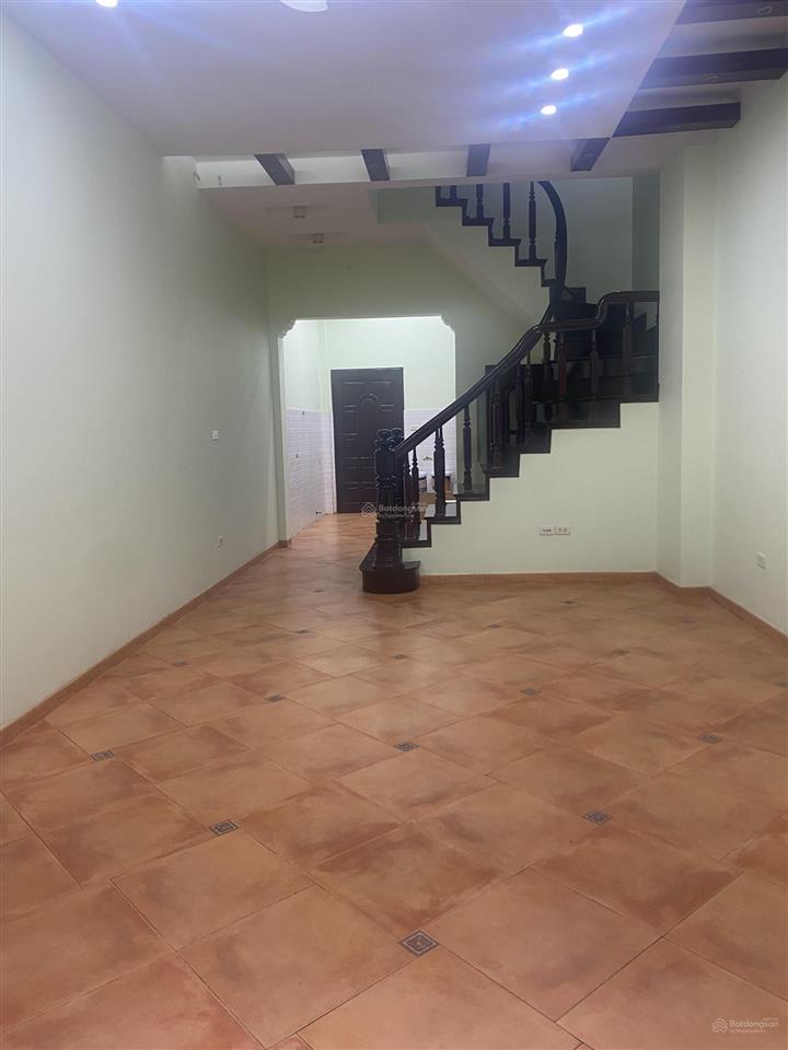 Bán nhà đền lừ, hoàng mai, diện tích 55m 4 tầng, giá 24 tỷ.  0989 604 ***