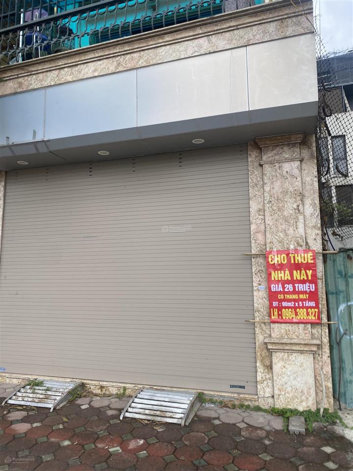 Cho thuê mặt phố nguyễn xiển, diện tích 240m2, làm showroom, giá 75tr,  0989 604 ***