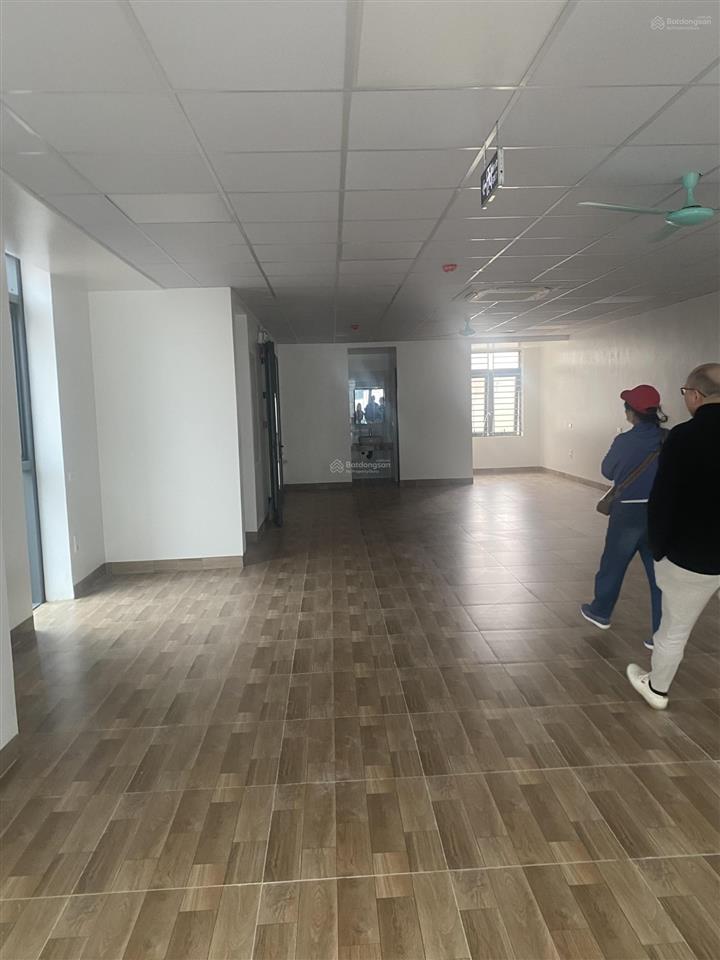 Cho thuê biệt thự linh đàm, diện tích 150m2, 4 tầng, giá 50tr thông sàn,  0989 604 ***