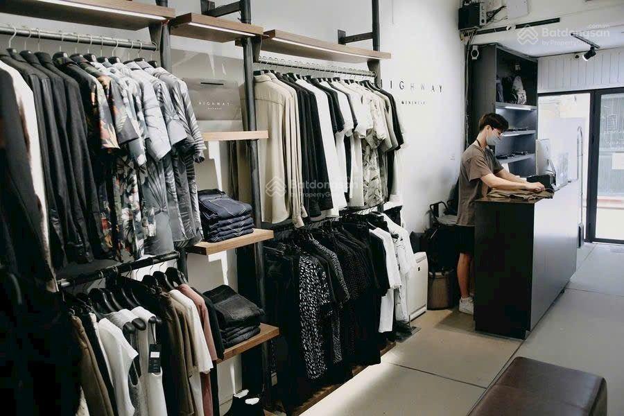 Chính chủ bán nhà mặt phố đông các, tt đống đa, lô góc, kinh doanh, có gpxd, dt 22m2, giá 11.5 tỷ