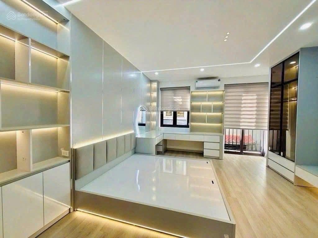 Nhà phố đại từ, gần hồ linh đàm, 6 tầng thang máy, gpxd đầy đủ, dt 40m2, mt 4.5m, giá 12,8 tỷ
