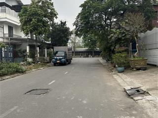 Bán 277m2 đất làng nghề tại kiêu kỵ gia lâm. giá chỉ 40 triệu/m2 đường xe công tránh nhau