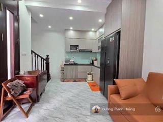 Bán nhà đàm quang trung  bát khối, đối diện aeon long biên, chân cầu vĩnh tuy  ô tô đỗ cổng.