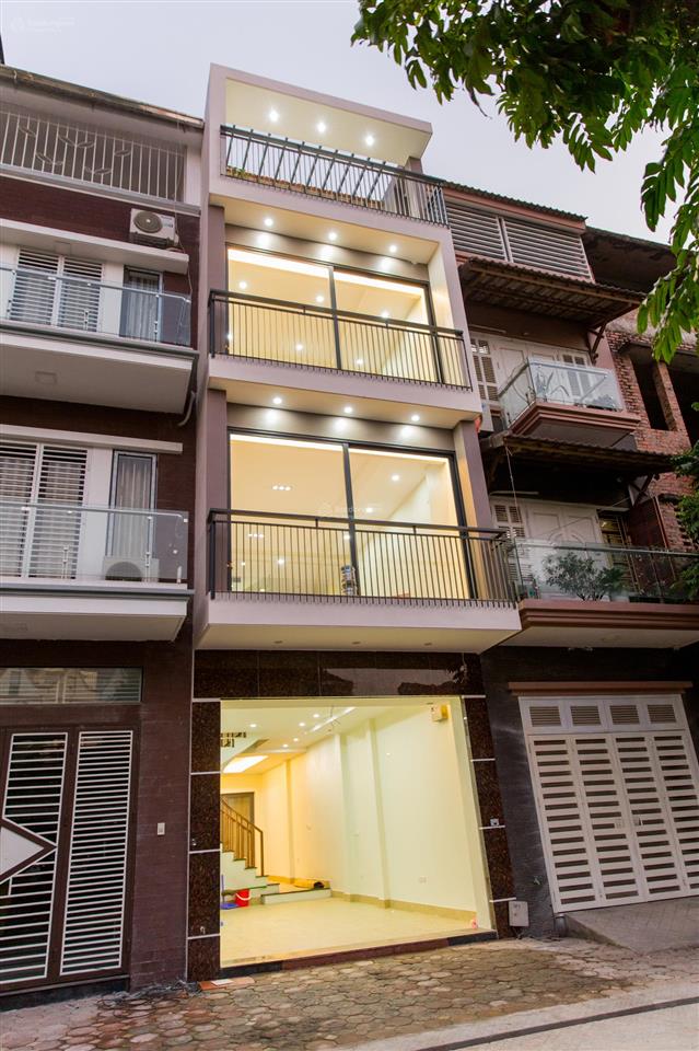 Cho thuê nhà làm văn phòng (tầng 1 60m2, tầng 2 62m2)
