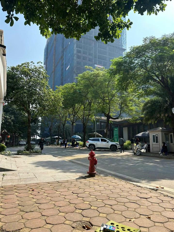 Chính chủ bán melody linh đàm, 75m2, giá 73tr/m2