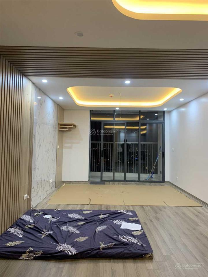 Chính chủ bán chung cư 3pn, 125m2, new skyline văn quán  0975 555 ***