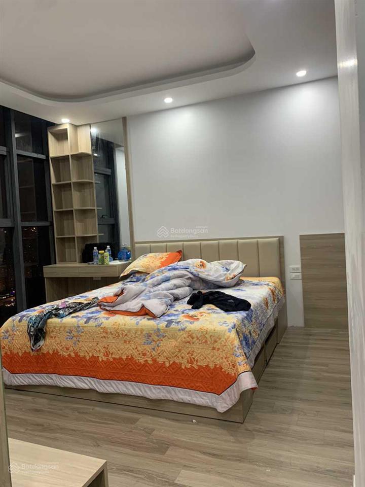 Chính chủ bán chung cư 3pn, 125m2, new skyline văn quán  0975 555 ***