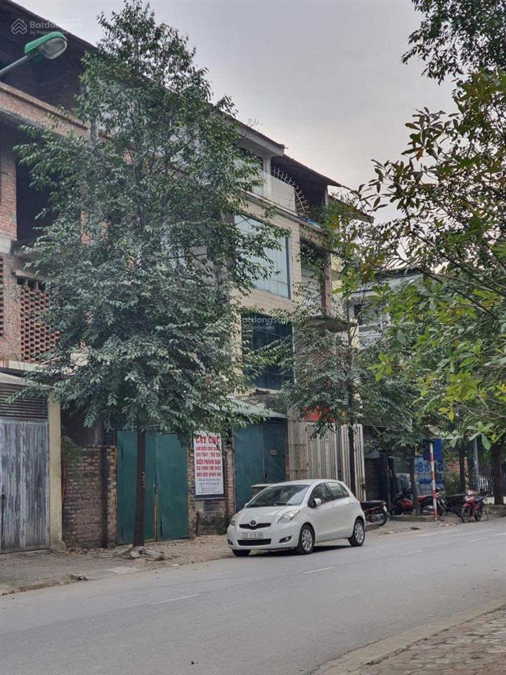 Cho thuê nhà 100m2 x 3,5t mặt đường 17m, nhà có thang máy, khu tổng cục 5 tân triều. giá 15tr/tháng