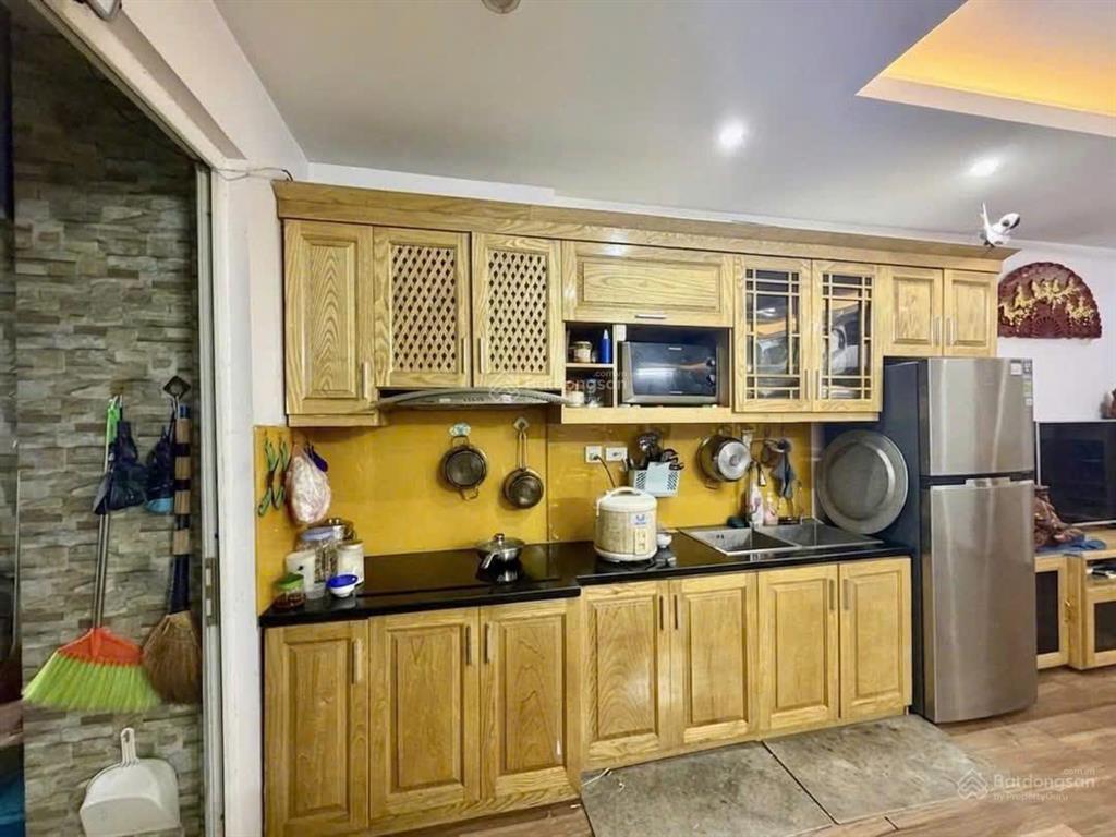 Chính chủ cần bán căn hộ 70m2  view bể bơi cực thoáng  khu 6 tòa cũ thanh hà cienco 5