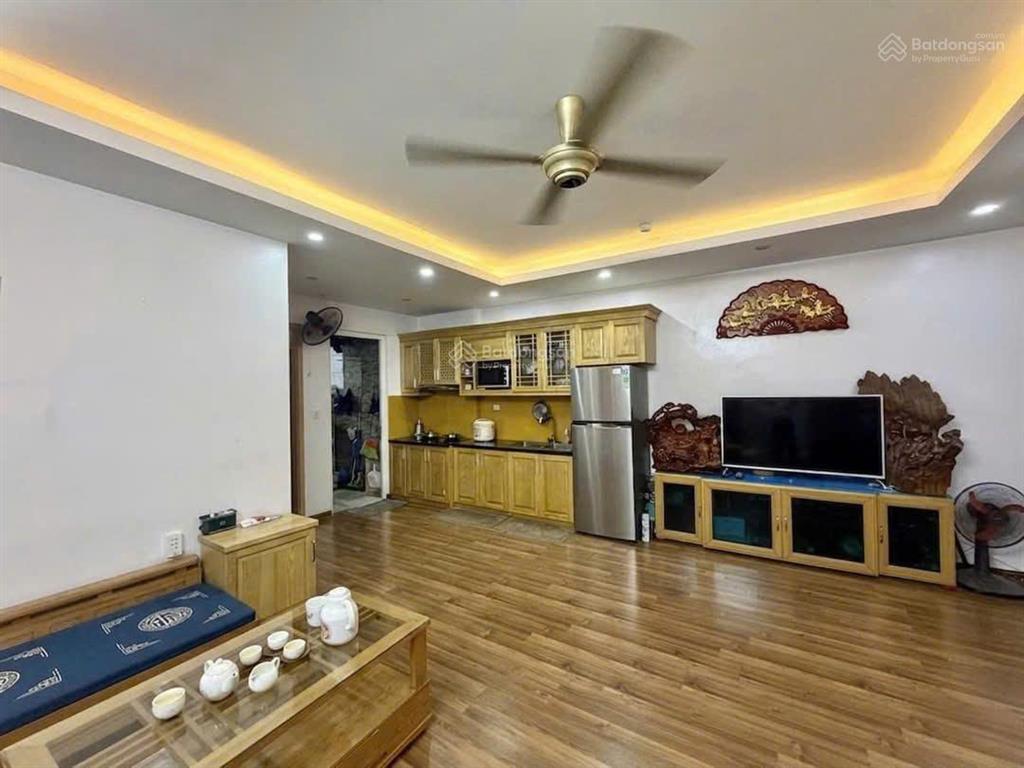 Chính chủ cần bán căn hộ 70m2  view bể bơi cực thoáng  khu 6 tòa cũ thanh hà cienco 5