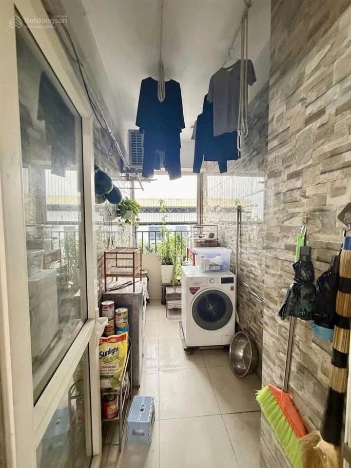 Chính chủ cần bán căn hộ 70m2  view bể bơi cực thoáng  khu 6 tòa cũ thanh hà cienco 5