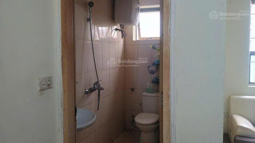 Chính chủ bán căn hộ có sổ đỏ 55m2, tòa trung tâm thương mại xa la, giá 2,5 tỷ