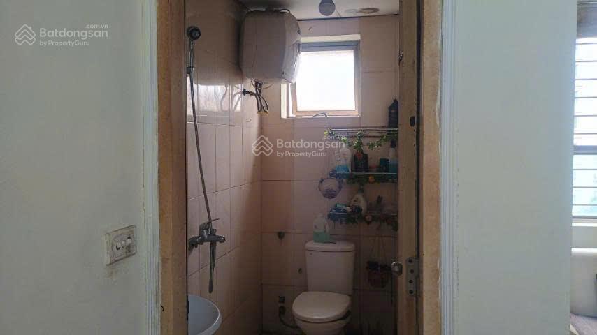 Chính chủ bán căn hộ có sổ đỏ 55m2, tòa trung tâm thương mại xa la, giá 2,5 tỷ