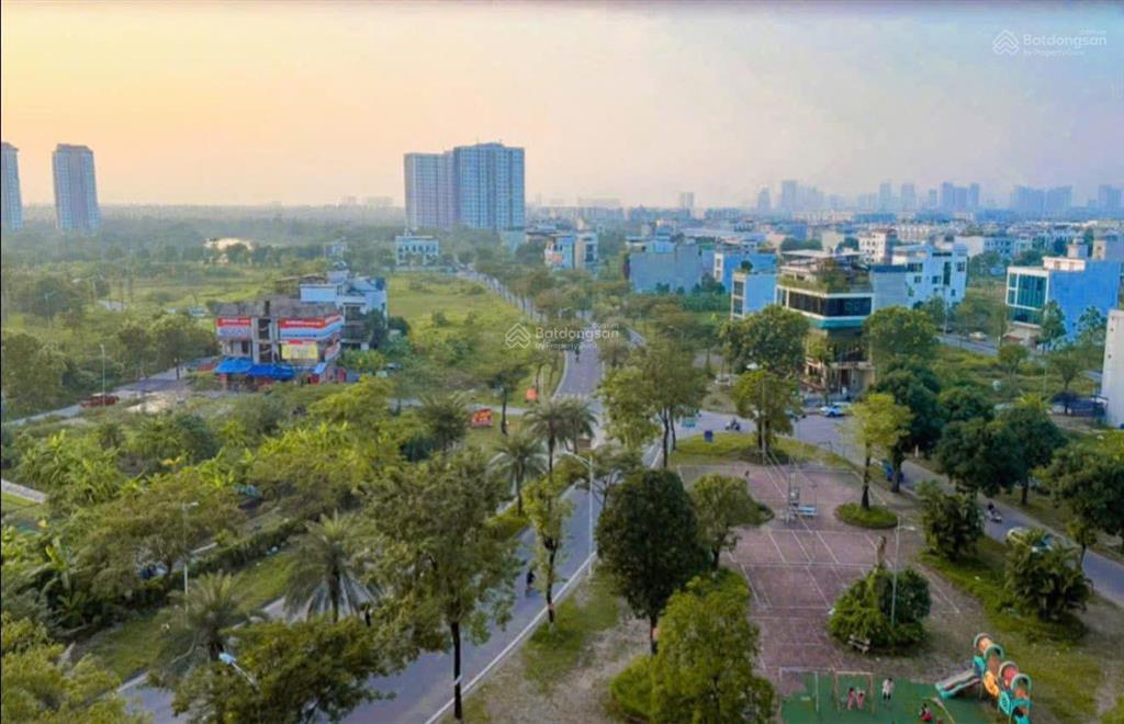 Siêu sốc. căn hộ 77m2 chung cư thanh hà mường thanh view hồ chỉ hơn 3 tỷ.