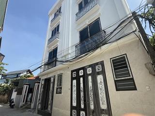 Căn góc 5 tầng 32m ngõ thông oto đỗ  3pn  gần chợ  trường học  điểm buyt cách bx yên nghĩa 4km