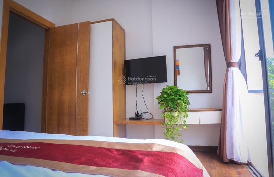 Cho thuê căn hộ 1 phòng ngủ có ban công trung tâm phố tây an thượng, cách bãi tắm mỹ khê 2' đi bộ