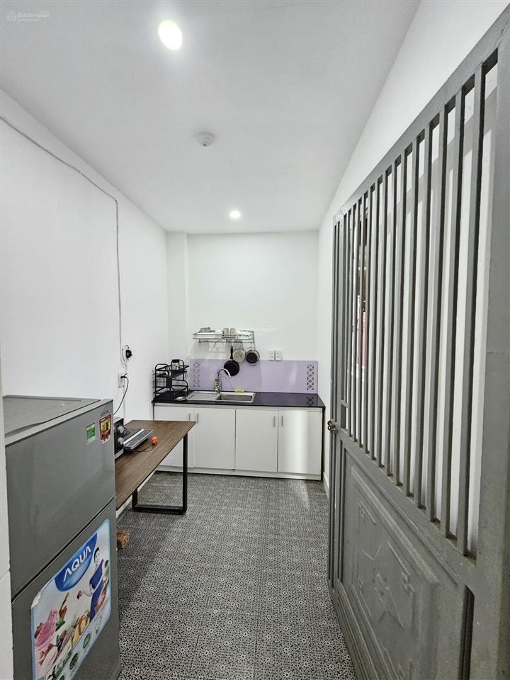Cho thuê căn hộ penthouse trung tâm an thượng  ban công rộng, cách biển mỹ khê 2' đi bộ