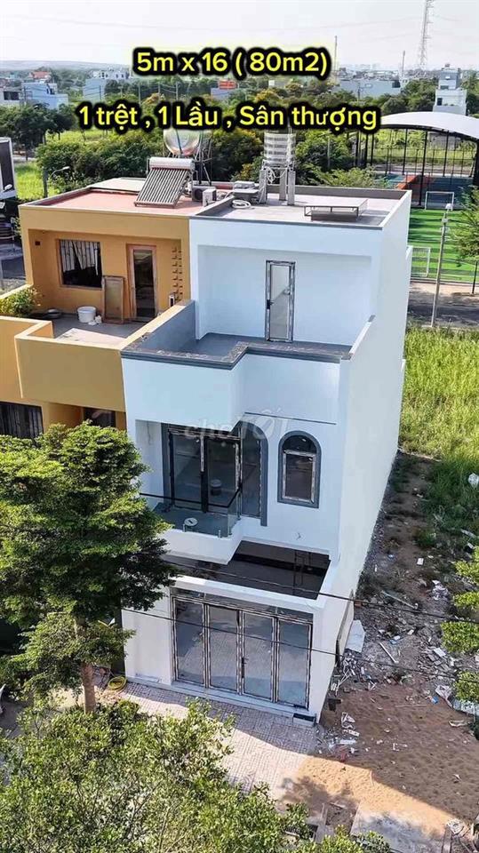 Giảm giá từ 4 TỶ 200 triệu xuống còn 4 TỶ 050 triệu .