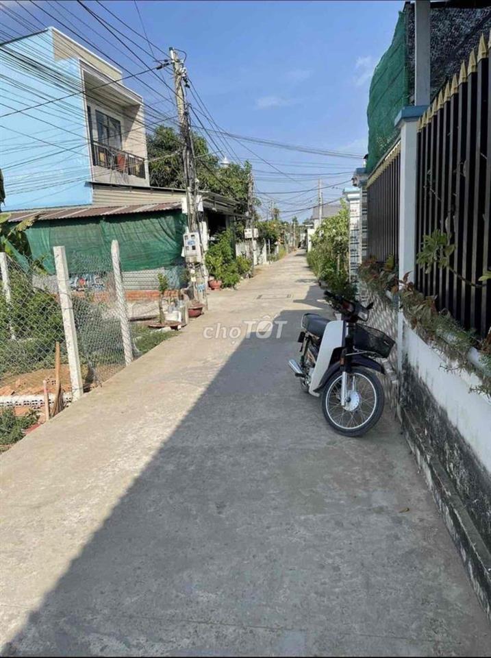 BÁN ĐẤT HẺM XE HƠI .GẦN ĐƯỜNG CHÍNH. NGÂN HÀNG HỖ TRỢ VAY