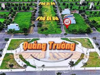 120m2 ( 6m x 20m ) . View Phố Đi Bộ. Gần quảng Trường ,Sài gòn village