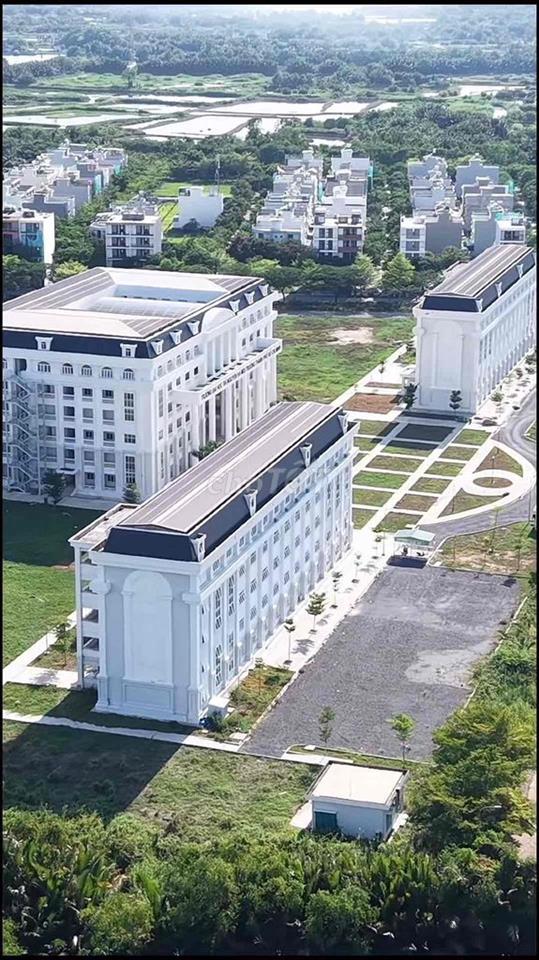 Nền Góc 2 mặt Tiền ,Gần 3 trường Đại Học tại Đường Nguyễn Bình ,Nhà Be