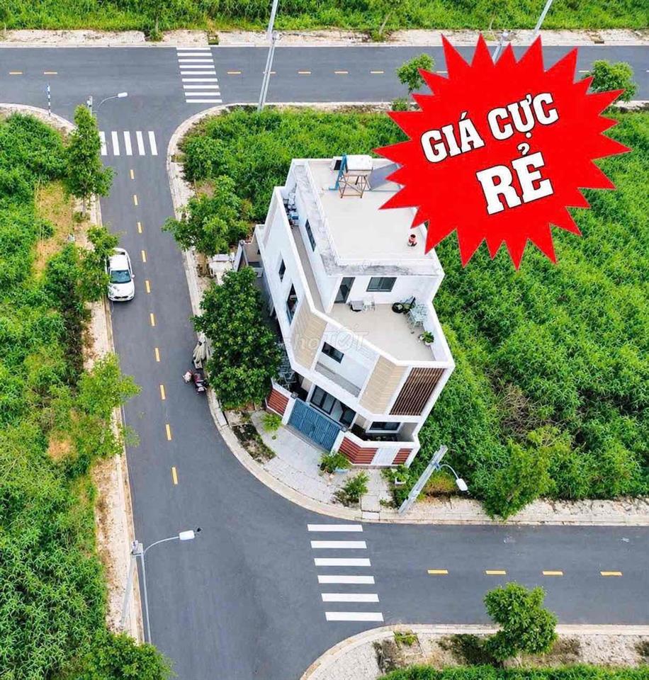 kDC Sài Gòn Villagec.Căn Góc 2 mặt tiền . 1 trệt , 1 lầu , Sân Thượng