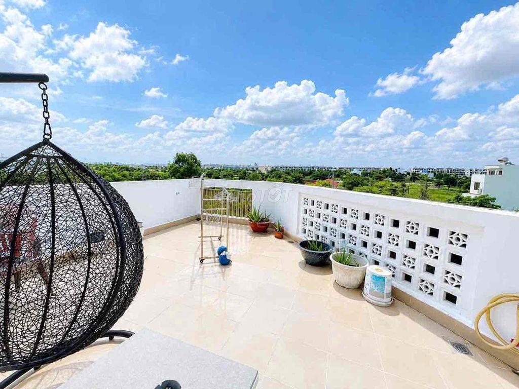 kDC Sài Gòn Villagec.Căn Góc 2 mặt tiền . 1 trệt , 1 lầu , Sân Thượng